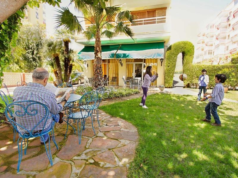 Hotel Tramontana Benicàssim Екстериор снимка