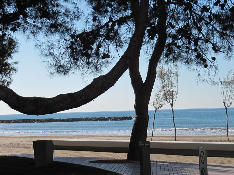 Hotel Tramontana Benicàssim Екстериор снимка